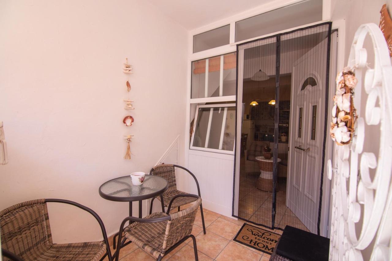Jo'S Guesthouse, Benitses Benitses  Buitenkant foto